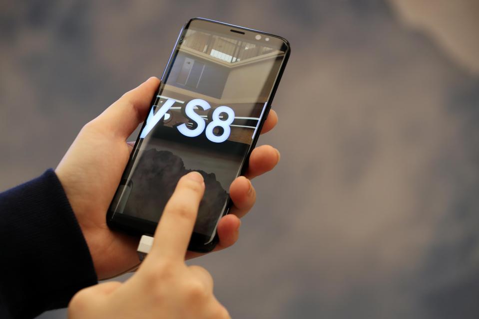  Samsung is planning to show off a sequel to last year's Galaxy S8