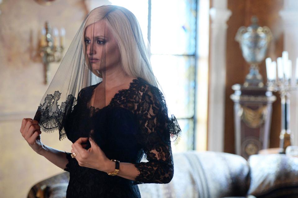  Penelope Cruz as Donatella Versace