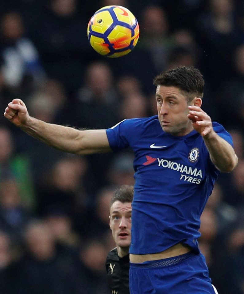  Gary Cahill says Chelsea will not be affected by the rumours