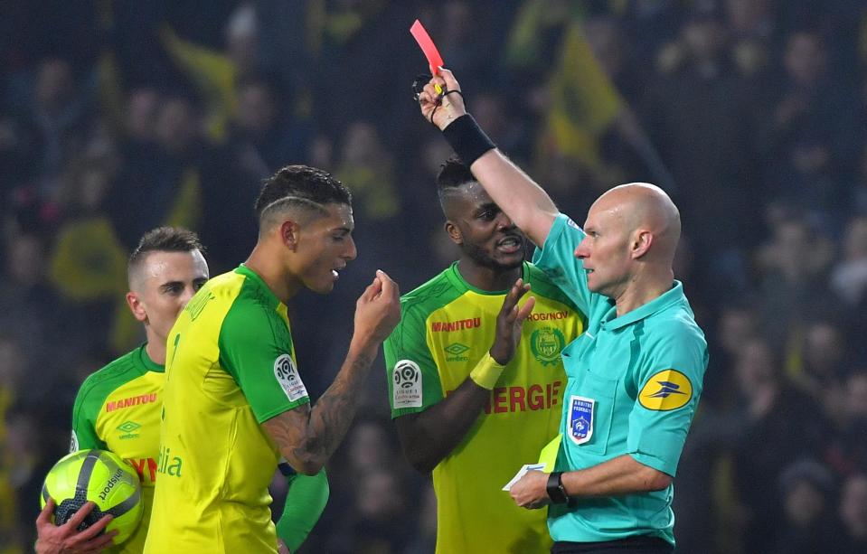  Diego Carlos has seen his red card against PSG overturned