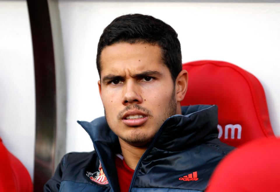  Jack Rodwell's future at Sunderland looks bleak - but he is not prepared to rip up his contract