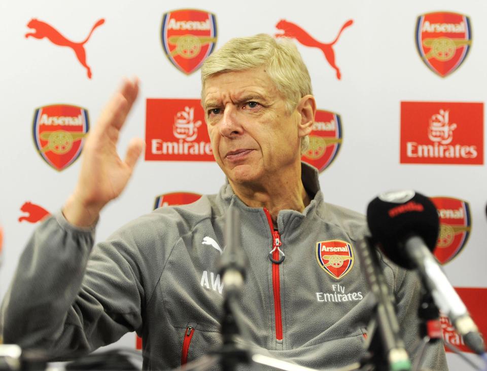  Arsene Wenger thinks Sanchez exit will not hurt as much as Robin Van Persie move in 2012