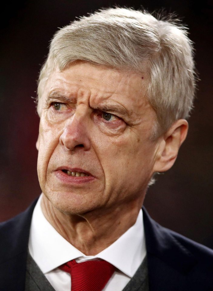  Arsenal boss Arsene Wenger says he will not use a widening pay gap as an excuse for not competing with the big two Manchester clubs at the top of the table