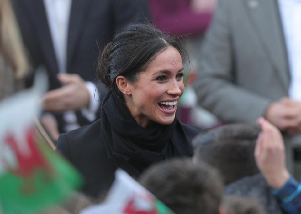  The crowds gave the American beauty a royal welcome