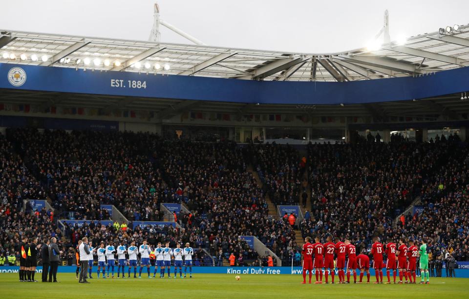  Players held a minute's applause for the Premier League legend