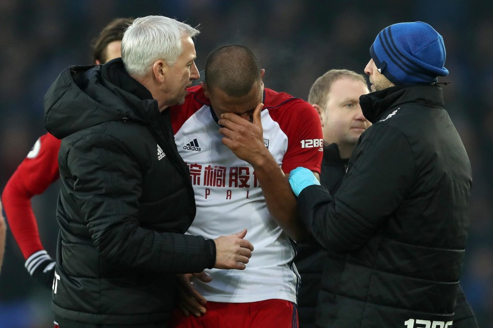 West Brom manager Alan Pardew consoles Salomon Rondon