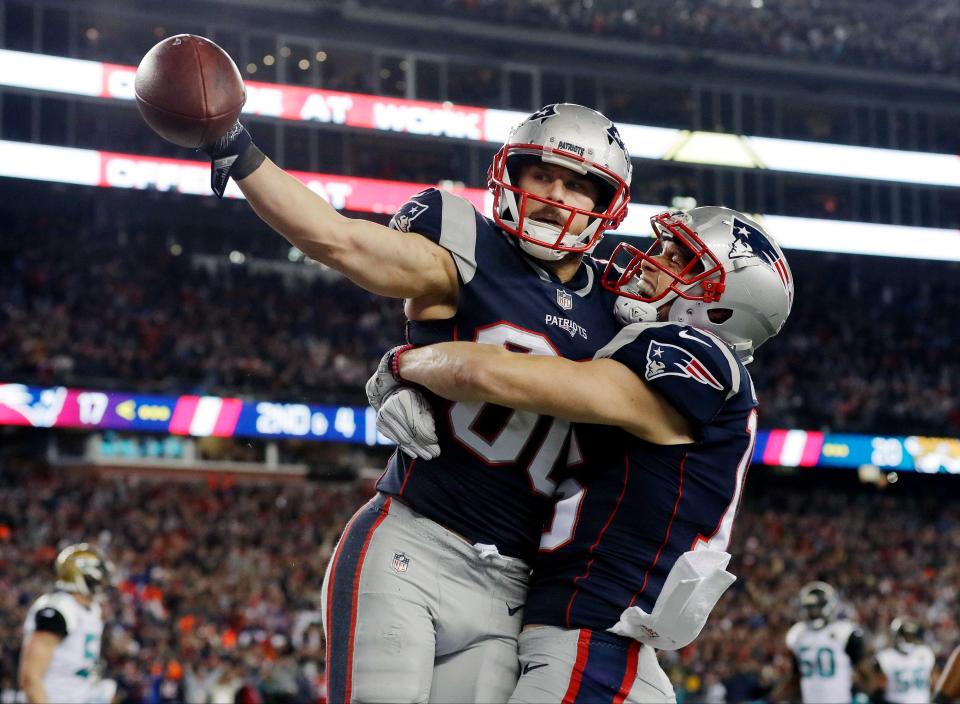  Danny Amendola caught two fourth-quarter touchdown passes in another stunning Patriots comeback to reach the Super Bowl