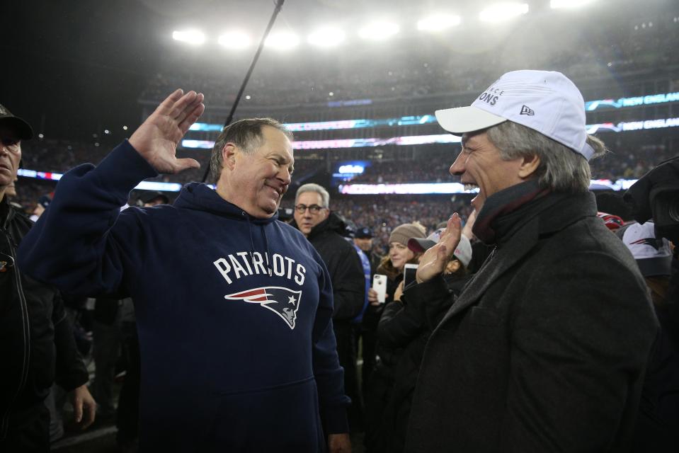  Jon Bon Jovi is one of few people who bring a smile from Patriots head coach Bill Belichick