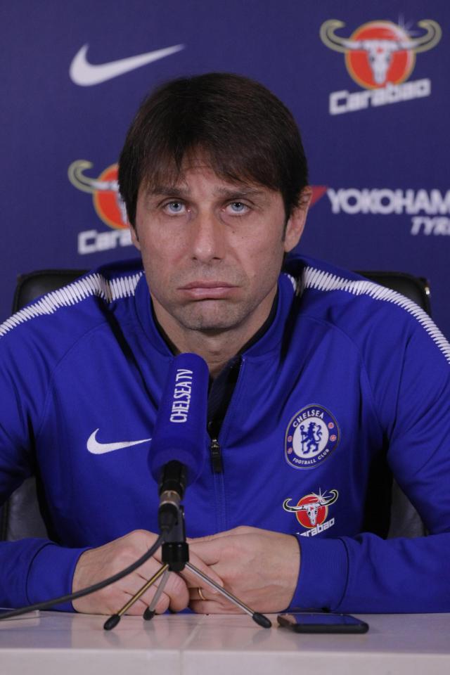  Antonio Conte has given up on the Premier League title and competing for signings