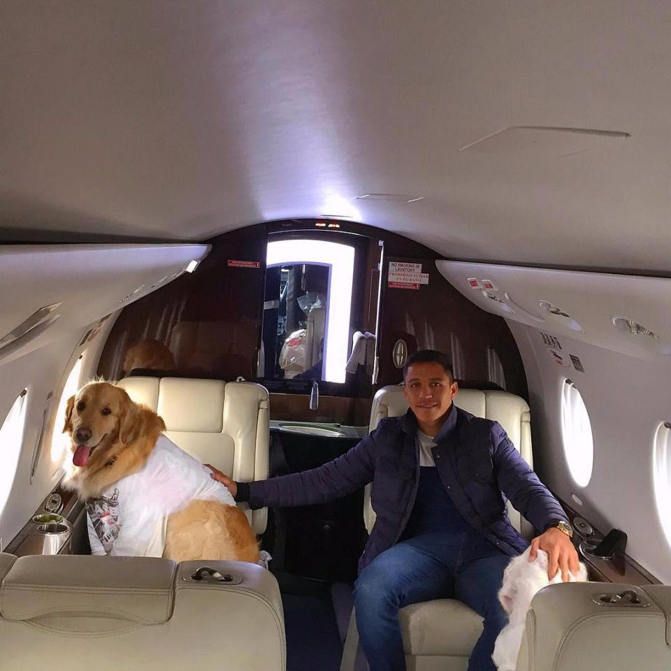  Amber and Hunber live the high-life with Alexis Sanchez