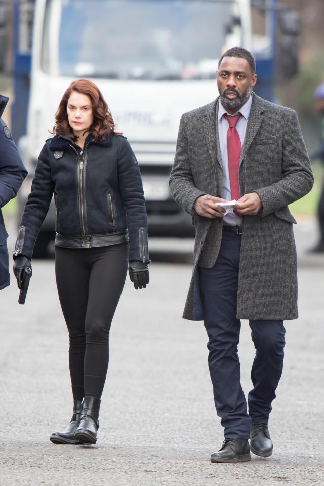  Actors Ruth Wilson and Idris Elba were pictured together filming the exciting scenes