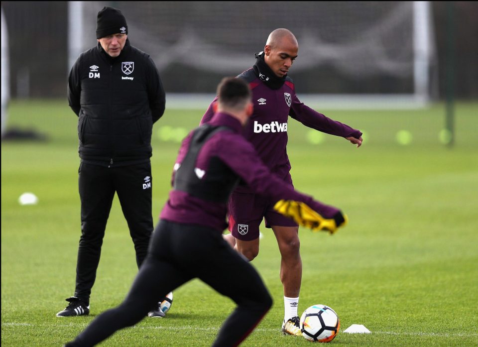  Hammers boss David Moyes watches Mario train on Friday