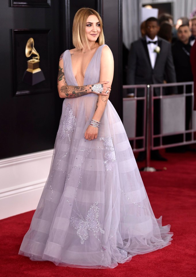 Julia Michaels’ classic mauve gown was also a hit