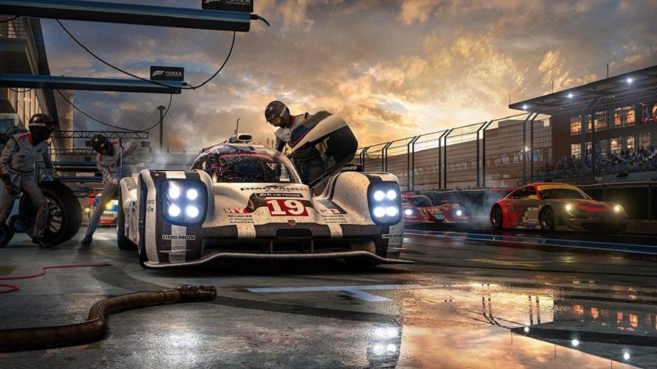  Forza Motorsport 7 – a hyper-realistic racing sim