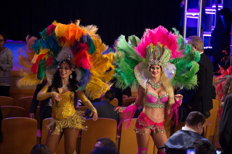  Dancers awaited Beckham's announcement Adrienne Arsht Center