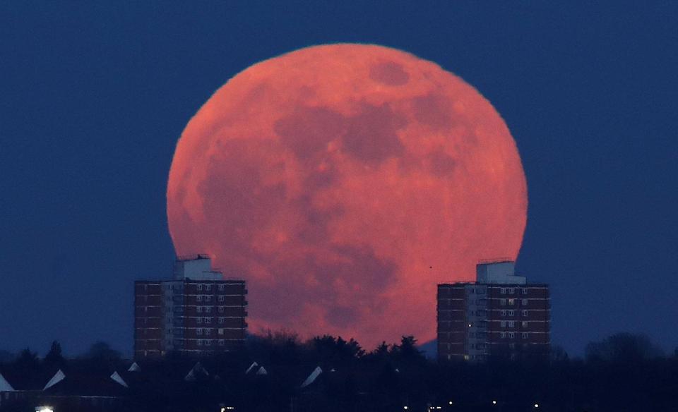  The super blue blood moon seen over London on January 31, 2018