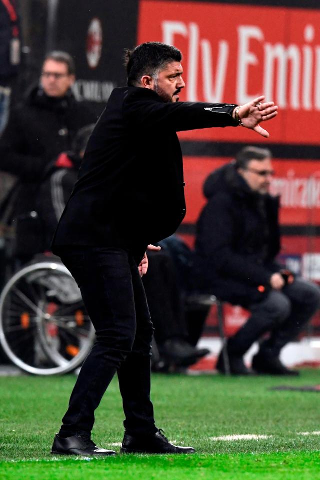  AC Milan boss Gennaro Gattuso gives his players instructions from sidelines