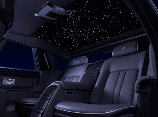  The incredible starlight design available in Rolls-Royce