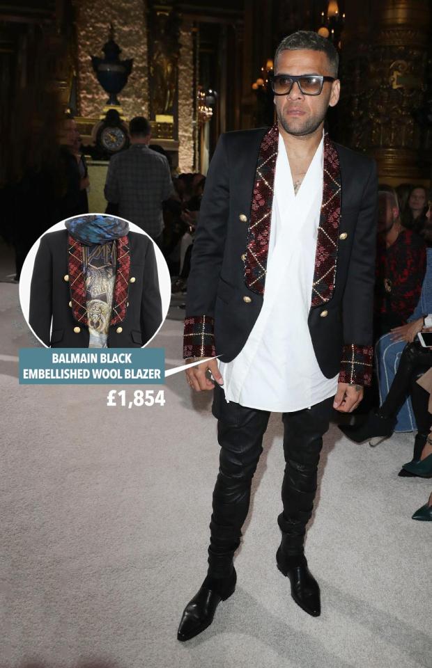  Dani Alves wore a Balmain wool blazer at Paris Fashion Week this year