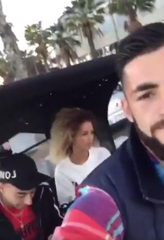  The rickshaw driver shared a video of Jesse Lingard with his girlfriend on their Barcelona break