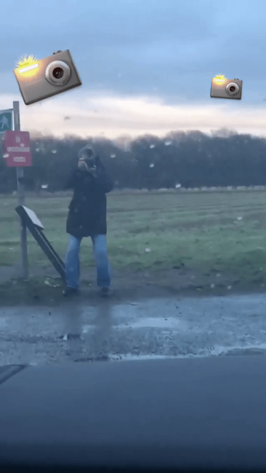  Jesse Lingard even managed to get video footage of our photographer