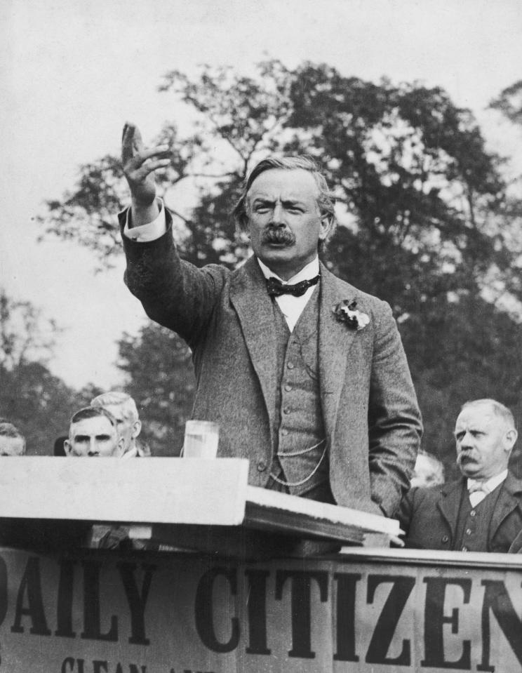  David Lloyd George replaced Asquith as PM midway through the conflict in 1916