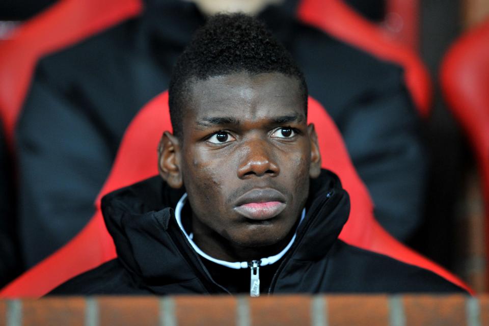  Paul Scholes reckons Paul Pogba left after being snubbed by Alex Ferguson in favour of Phil Jones and Fabio in the centre of midfield