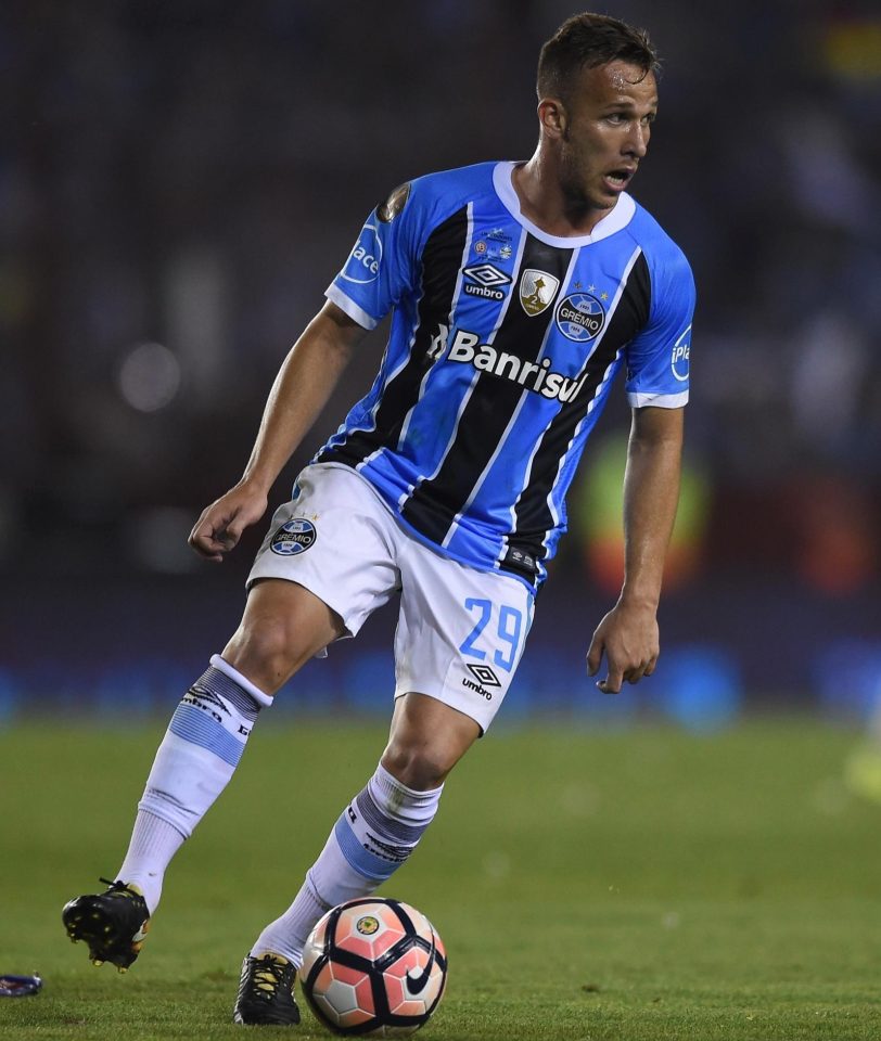  Barcelona have reportedly snapped up Gremio midfielder Arthur for £32.5million