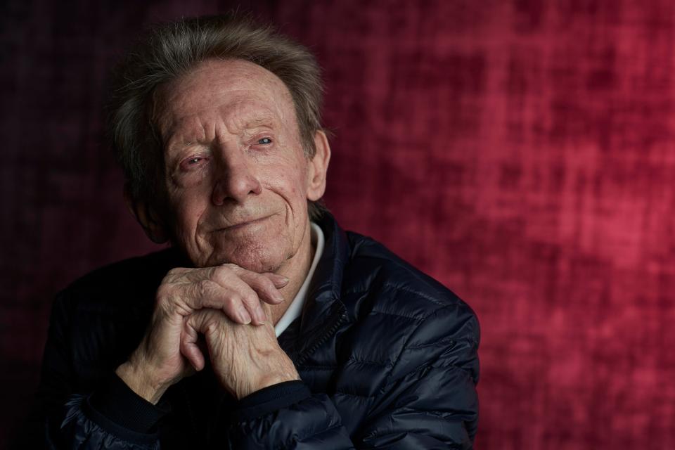  Denis Law reflects on an emotional day for Manchester United as they get set to face his old club Huddersfield