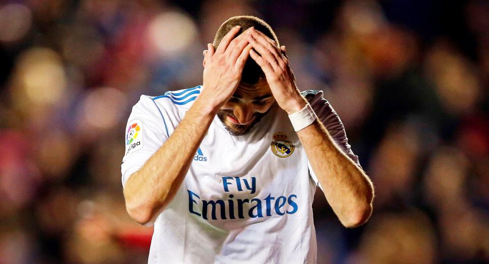  Karim Benzema is still cutting a frustrated figure on the front line for Real Madrid