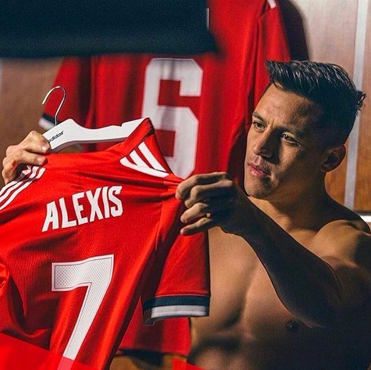  Alexis Sanchez has been putting in the extra effort, with more gym sessions after Manchester United training