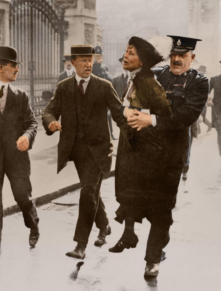  Suffragette leader Emmeline Pankhurst is arrested outside Buckingham Palace