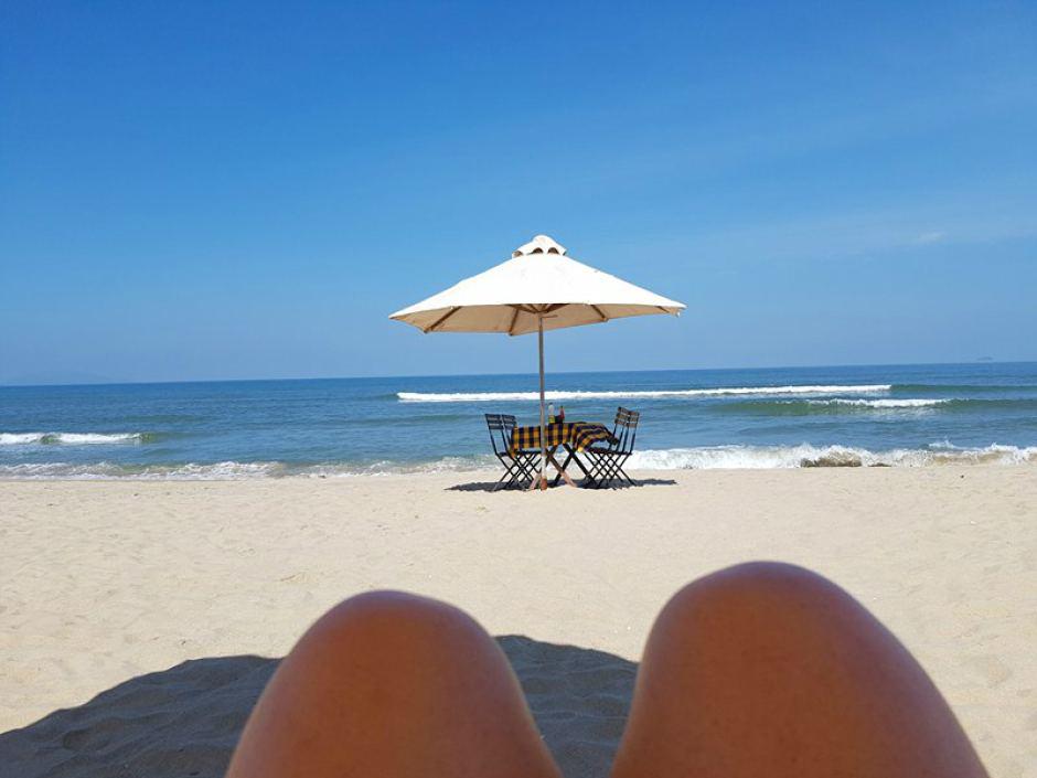  A woman contracted hookworms during a break on Vietnam's Anh Bang Beach