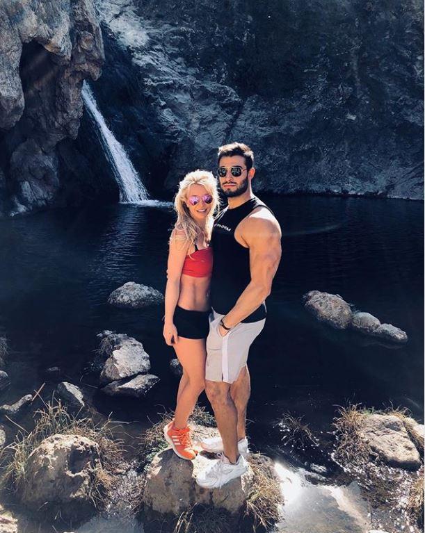 Britney Spears and Sam looked loved-up on holiday