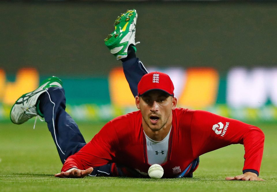  England toiled in the field as Glenn Maxwell fired the ball around the ground