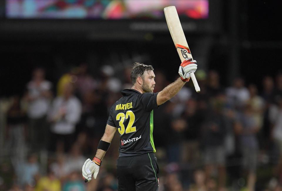  Glenn Maxwell fired Australia to victory over England in Hobart