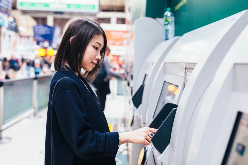  The average self check-in screen was found to have 253,857 CFU