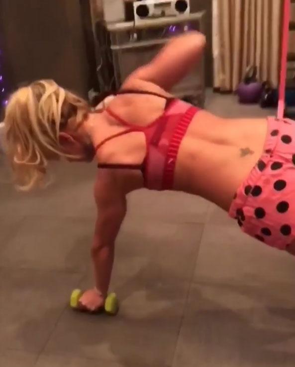  Britney means business as she heads back to the gym to work on her summer body