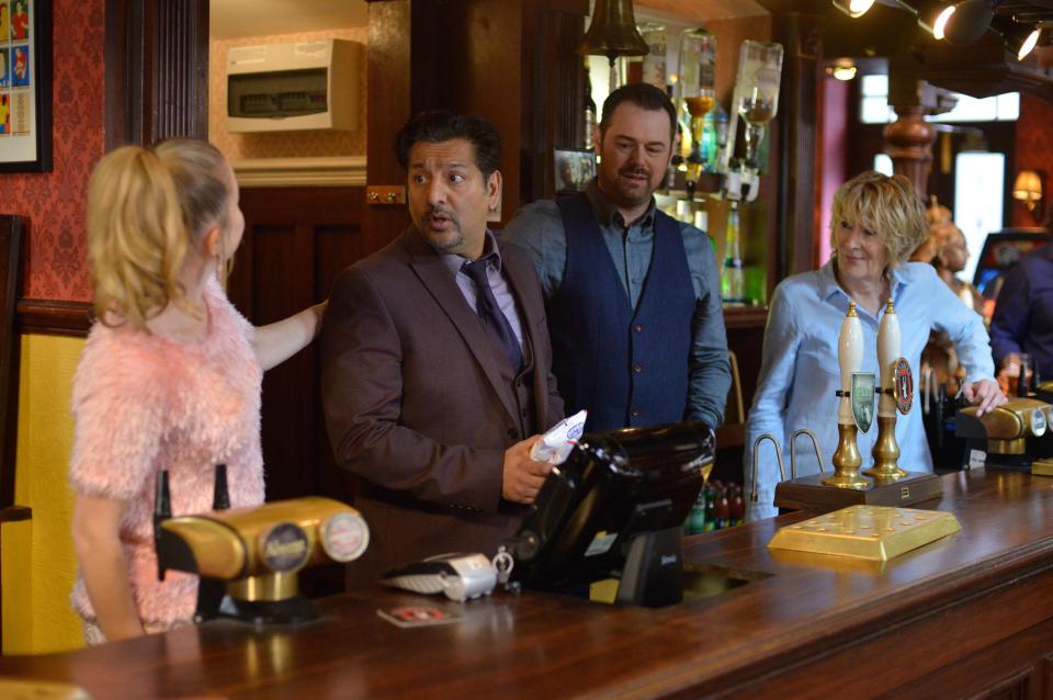  Mick discovers the Queen Vic is being used by drug dealers