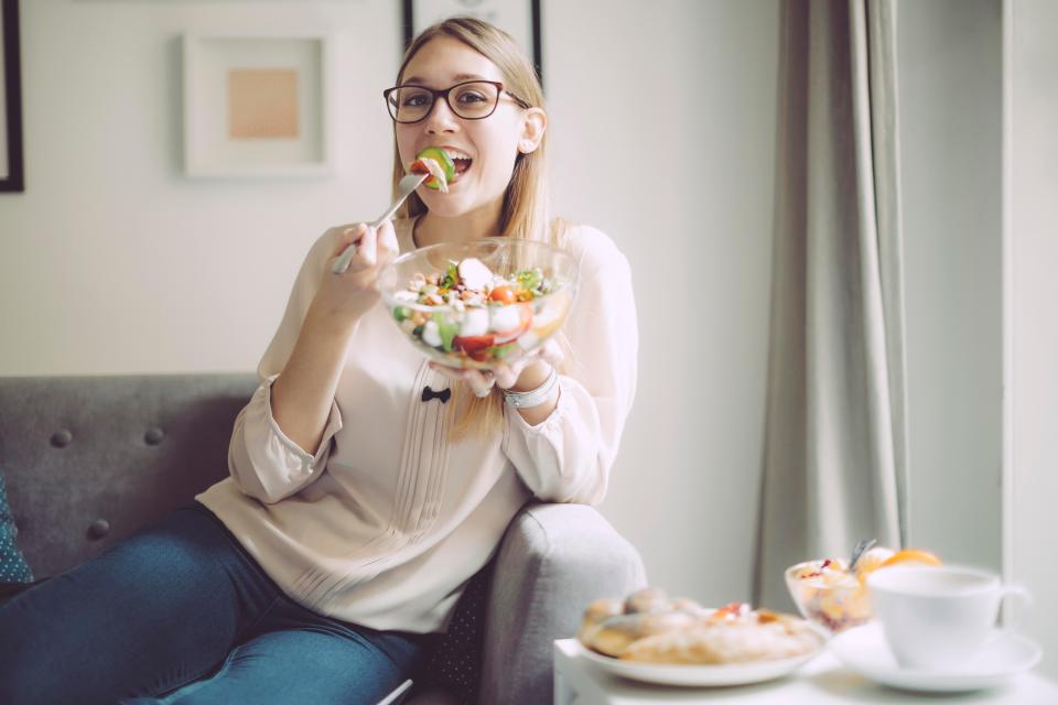  Chewing slowly helps prepare your digestive system for your intake of food