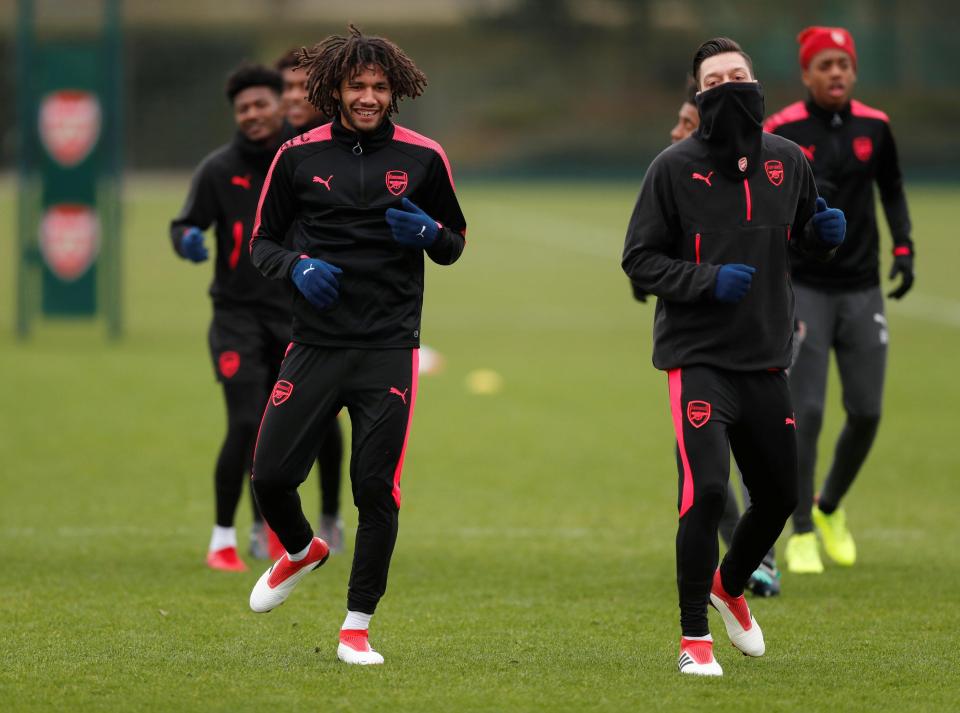  Midfielders Mohamed Elneny and Mesut Ozil will likely feature for Arsene Wenger's side