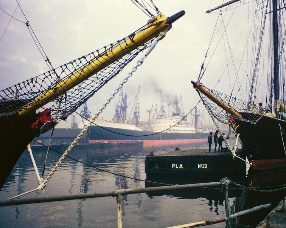  West India Docks, 1971. The three docks on the Isle of Dogs closed to commercial traffic in 1980, and Canary Wharf was built on the site