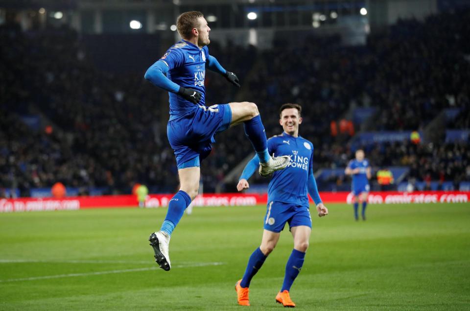  Leicester look to put behind their crushing defeat to Man City with victory over Stoke