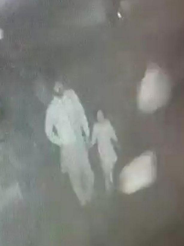  Chilling CCTV footage shows the suspect Ali leading Zainab away in her final moments