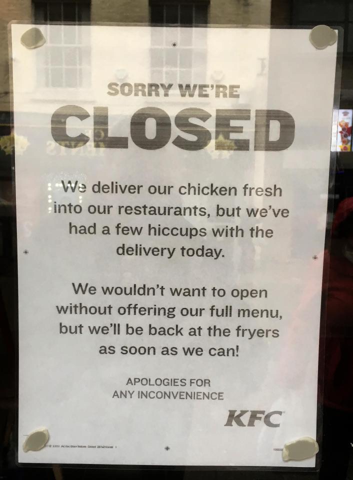  Stores which were closed put up signs about the shortage