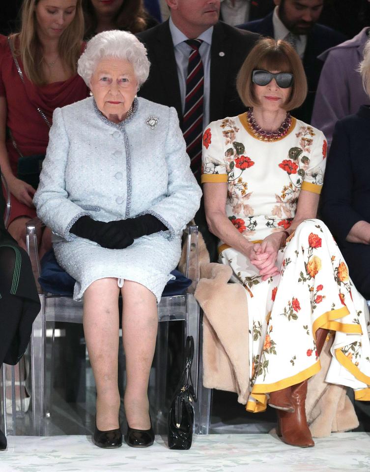  The Queen and Anna Wintour watch from the FROW at Richard Quinn