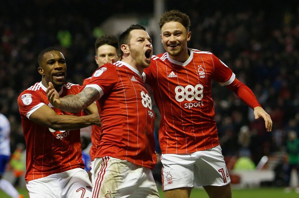 Lee Tomlin ended a near 500-minute goalless run for Forest to earn a draw against Reading