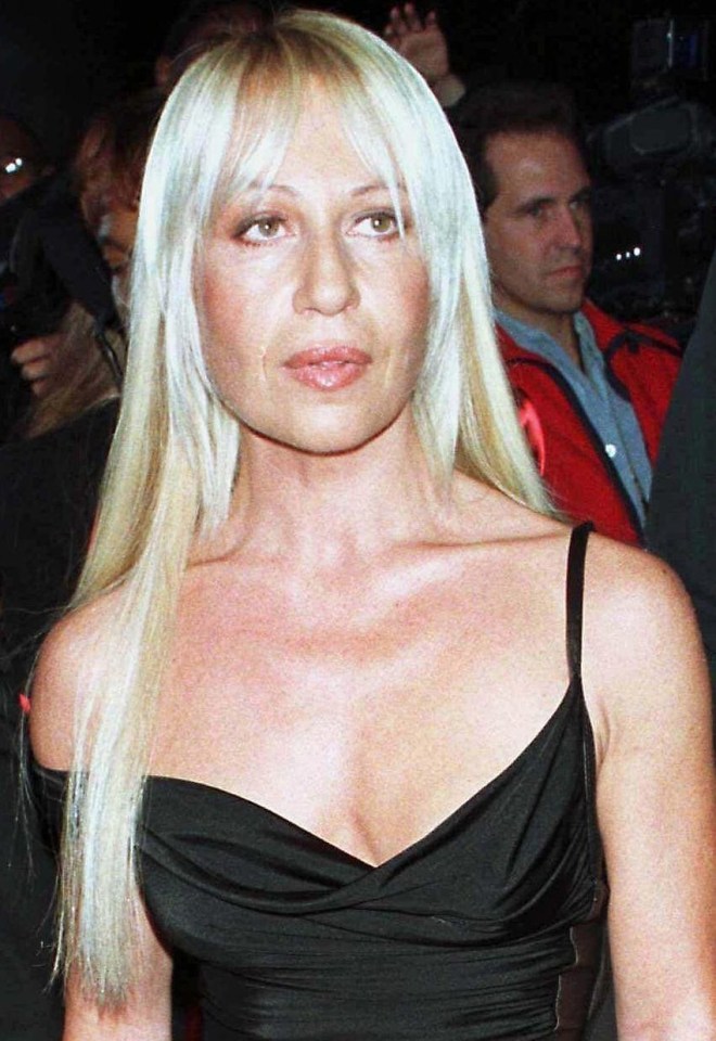 Donatella was lighter on the make-up for the VH1 fashion awards in 1997