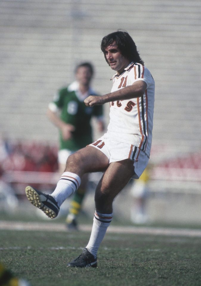  George Best playing for the LA Aztecs in New York in 1978