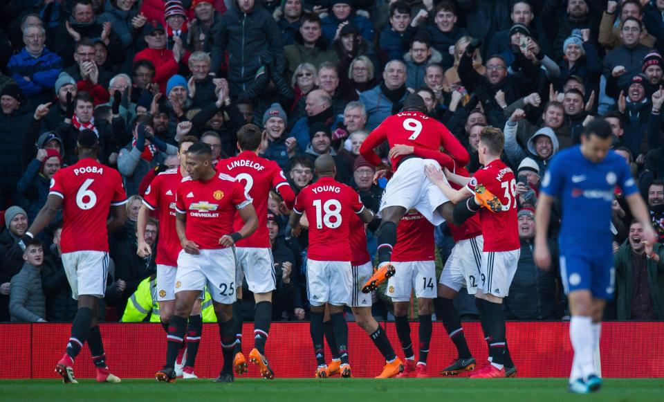  United win takes them back into second above Liverpool